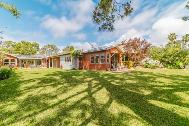 Photo - 531 Rimini Rd