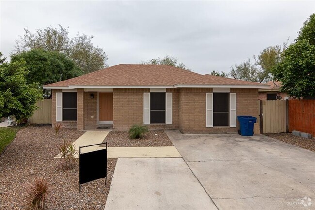 Building Photo - 3620 Yucca Ave Rental