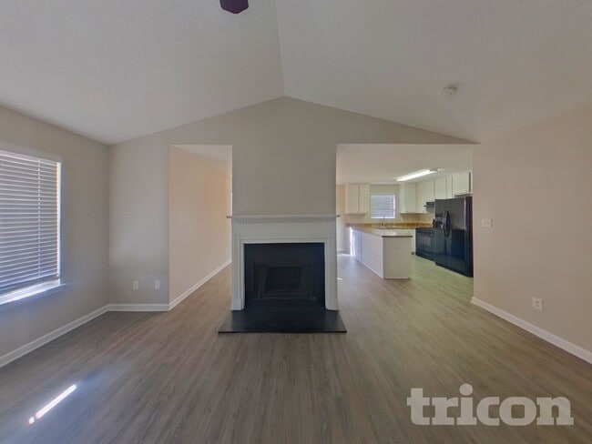 Photo - 2024 Meadow Glen Cir