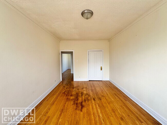 Photo - 1540 N Kedzie Ave