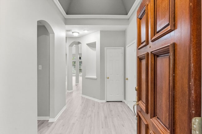 Photo - 155 N Wimberly Way