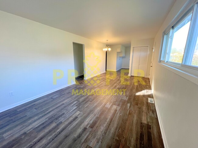 Photo - 3 bedrooms 1 bathrooms house for rent