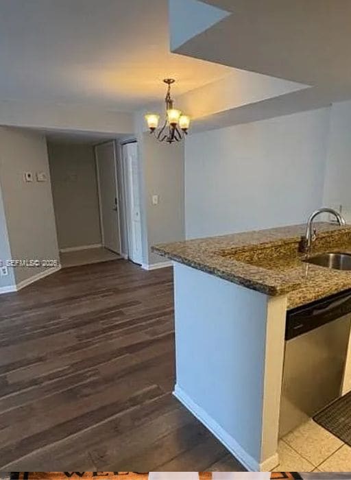 Building Photo - 10725 Cleary Blvd Unit 205