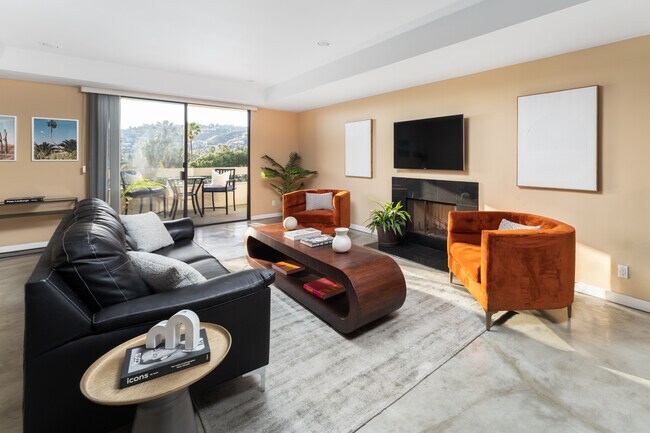 Photo - 1601 N Fuller Ave Condo Unit 503