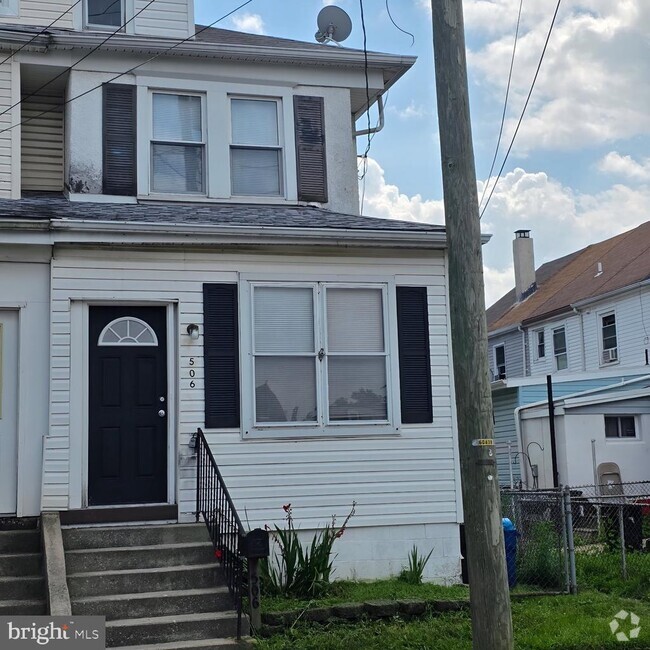Building Photo - 506 Ridgeway St Rental