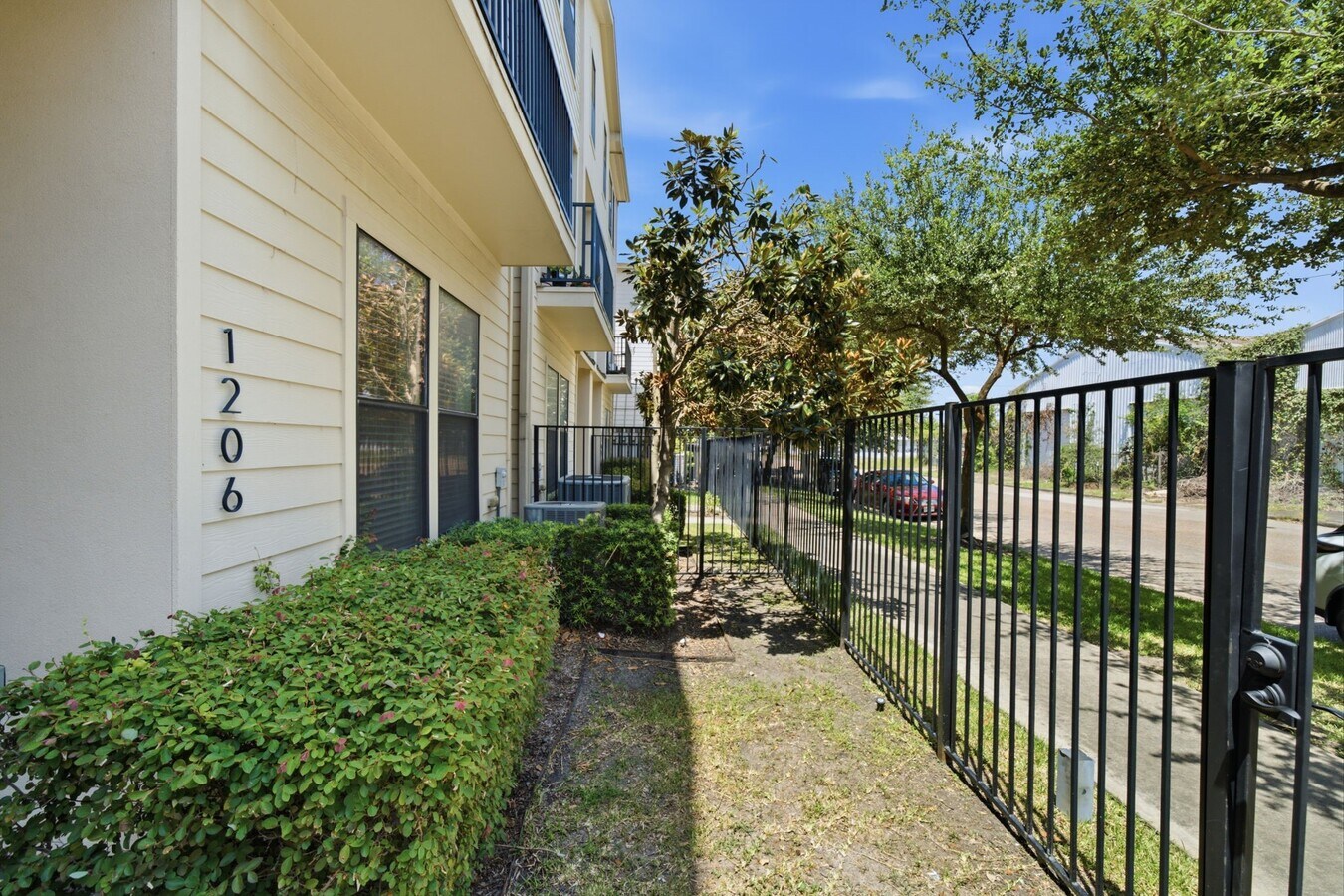 Photo - 1206 Delano St