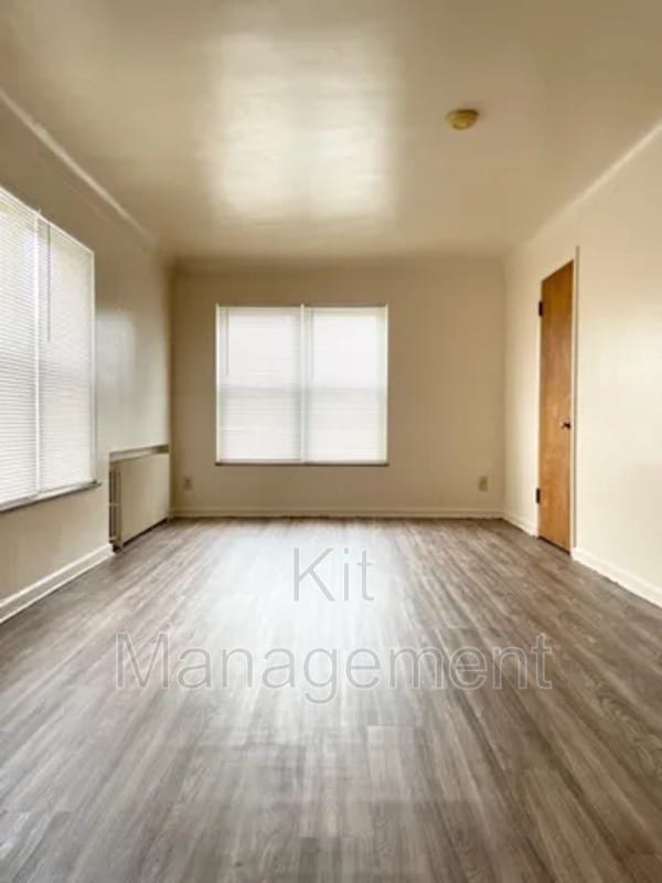 Charming 1-Bedroom Near University District – Cozy, Affordable Living on Douglas Rd
