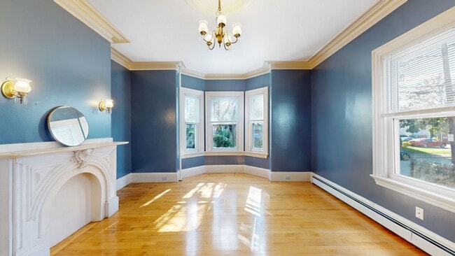 184 Ash St Unit 1