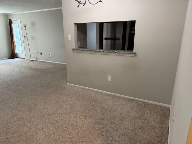 Photo - 5518A Aberdeen Dr