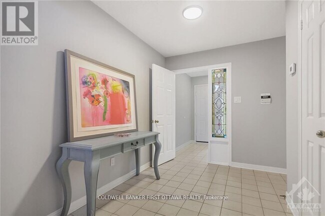 Photo - 635 Richmond Rd