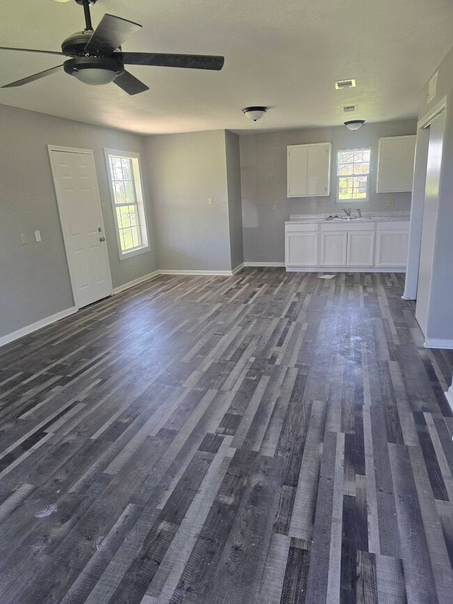 Photo - 2700 Auburn Dr