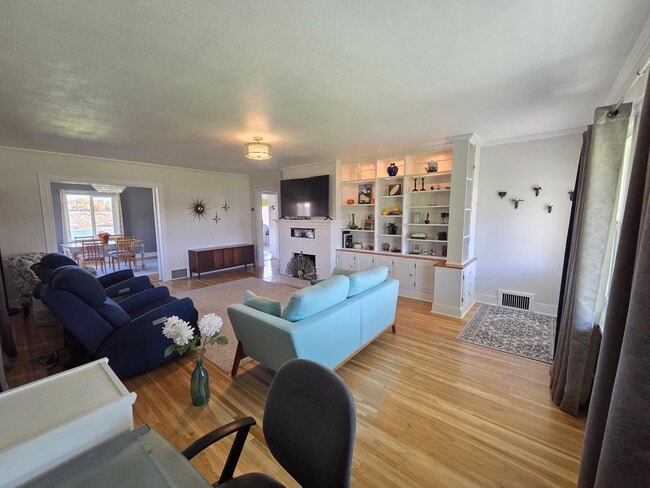 Photo - Fully Furnished 1-Bedroom with River Views...