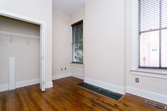 Photo - Marshall Adams #11 Unit 11