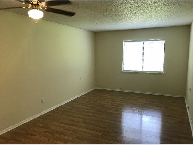 Photo - 2BEDROOM/ 2 BATH APARTMENT Unit 1302 - A