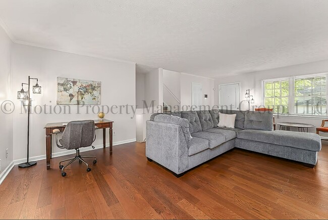 Photo - 1532 Olivet Ct