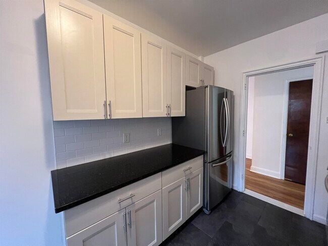 Photo - 204 North St