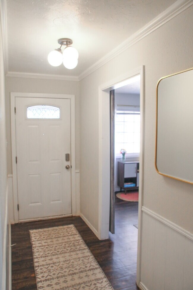 Photo - Spacious Updated Home!