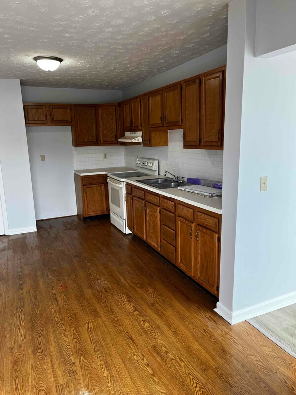 Photo - 117 Main St Unit 4