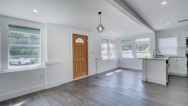129 NW 60th St