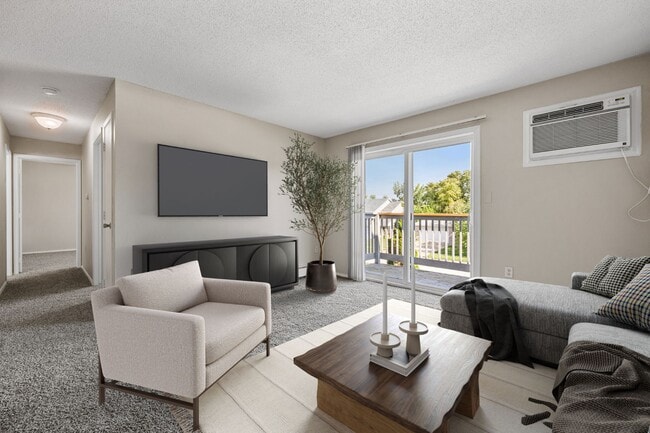 Diamond - 3 Bed / 2 Bath - 1,016 Sq.Ft.