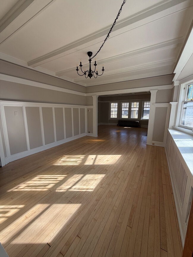 Photo - 2000 E Newberry Blvd Unidad Lower