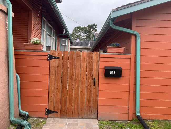563 Junipero Ave  