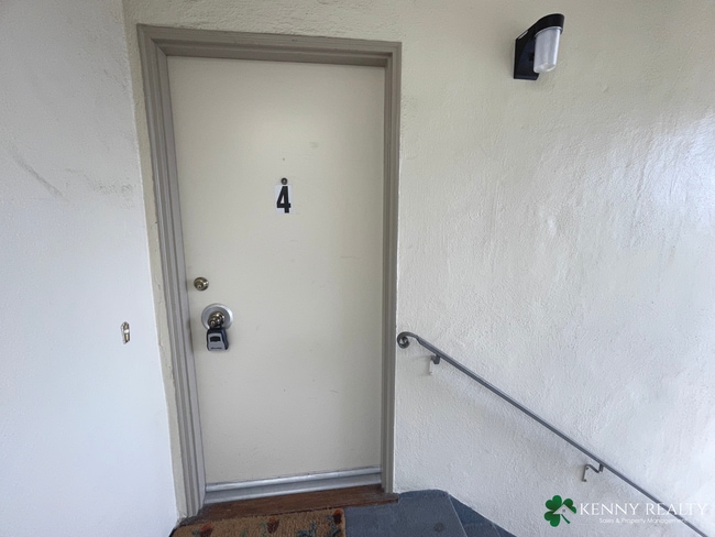 Photo - 4 Maple Ave Unit 4 Maple Ave #4 - 107 - LEASE ONLY