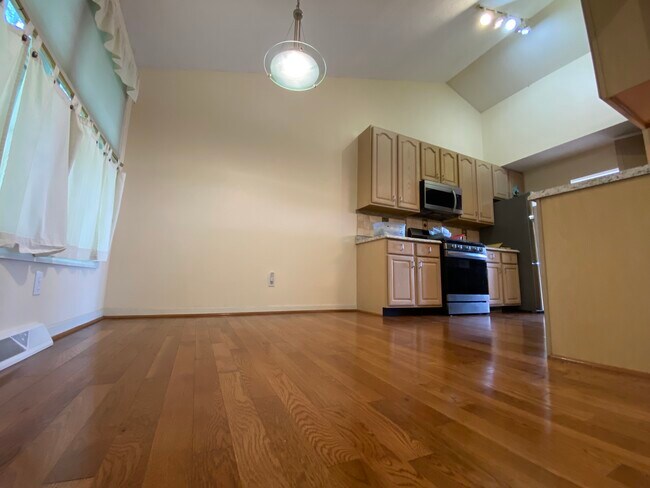 123 Cobblestone Cir