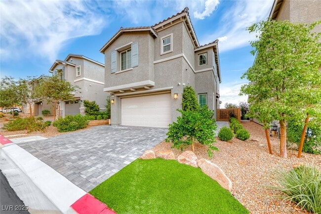Photo - 164 Kimberlite Dr