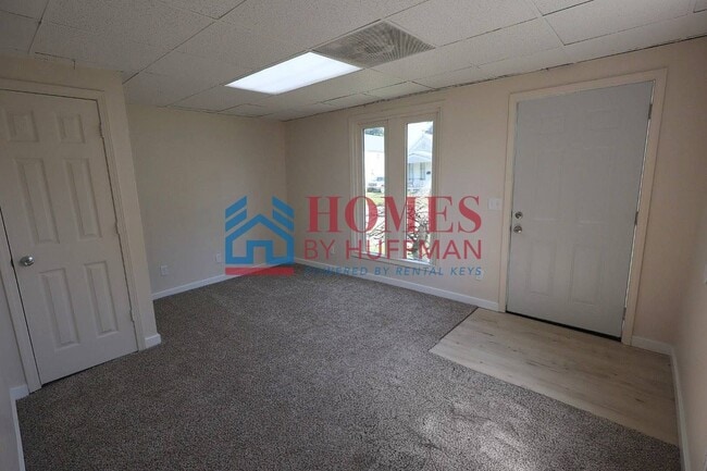 Photo - Two Bedroom House | Updated w/ Appliances
