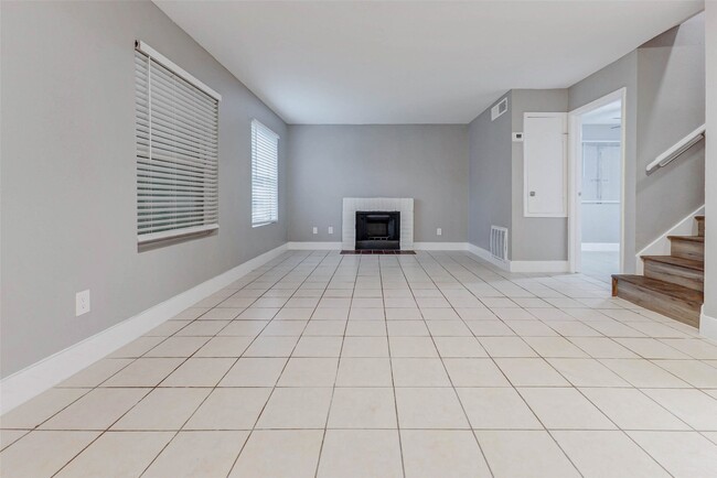 Photo - 12611 Ashford Meadow Dr Unidad A