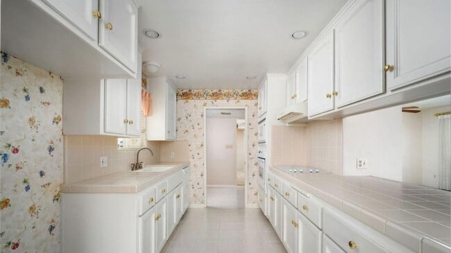 Photo - 6604 Cherrywood Ave