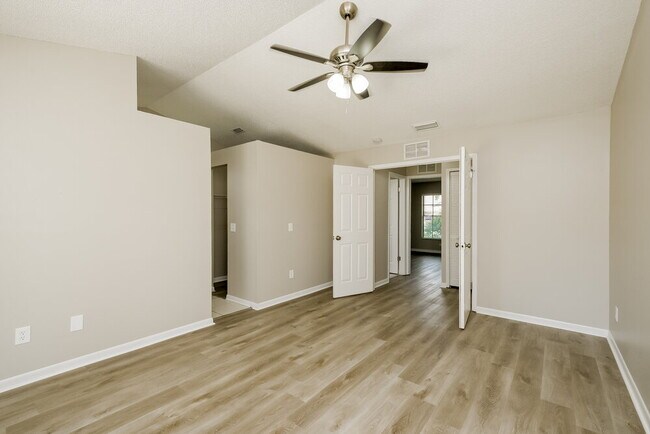 Photo - 1621 Dusty Rose Ln