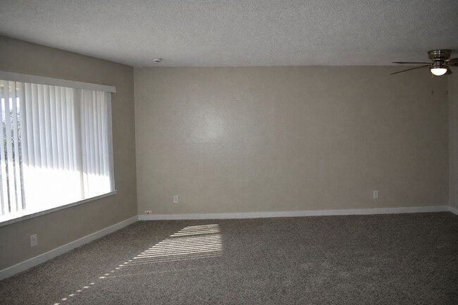 Photo - 6049 Northcrest Cir