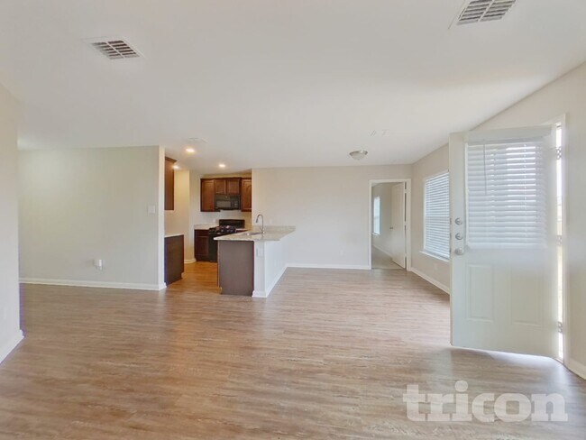 Photo - 4215 Calla Dr