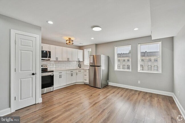 Building Photo - 6708 N Broad St Rental