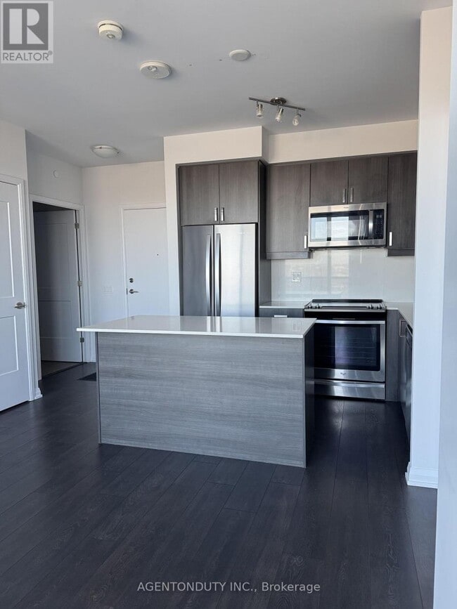 Photo - 7895 Jane St Unit PH14
