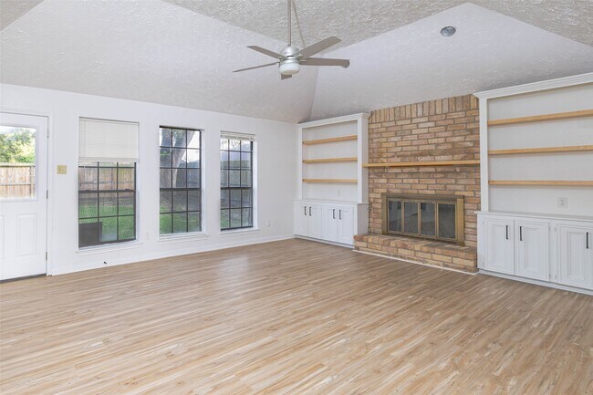 Photo - 9810 Jockey Club Dr