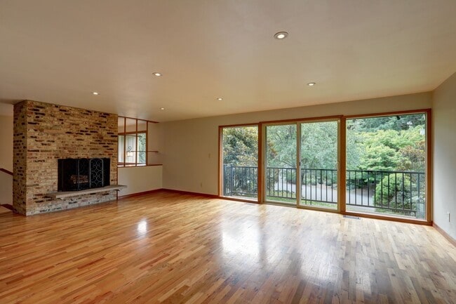 Photo - Welcome Home to Your Beautiful Oasis in En...