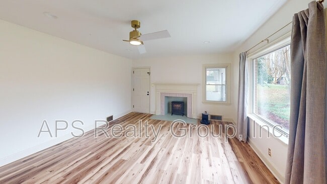 Photo - 5144 Sunrise Terrace