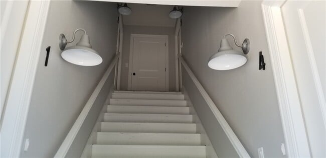 Photo - 662 Taylor St Unit 7