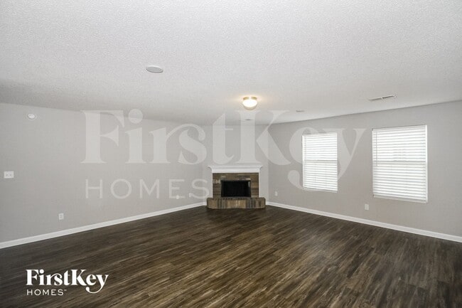 Photo - 7576 Stonington Dr