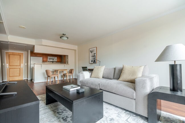 Photo - 3900 Fairfax Dr Unit FL6-ID1223