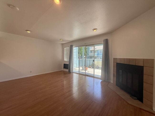 Photo - Sharp and Clean 1 Bedroom 1 Bath Condo in North San Jose