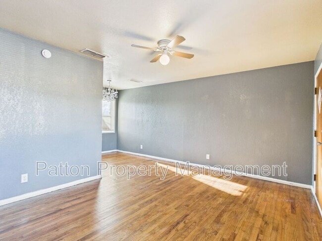 Photo - 2805 Duncan Dr Unit A