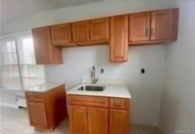 Photo - 801 E Broadway Unidad C