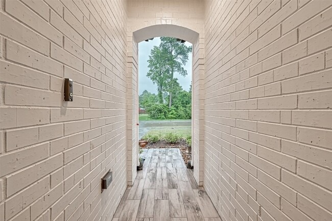 Photo - 7933 Wild Thicket Dr