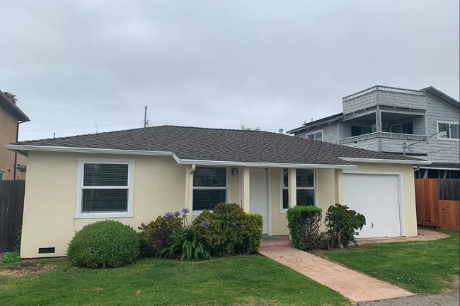 Charming 2Bd/1Ba Pleasure Point Cottage – ... - Charming 2Bd/1Ba Pleasure Point Cottage – ... House