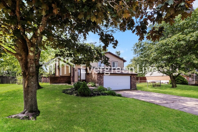 Photo - 4564 Linchmere Dr