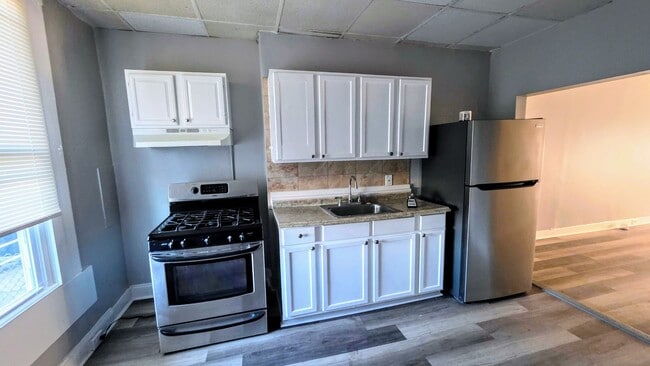 Photo - Beautiful Two Bedroom, Plus a Pass Through...